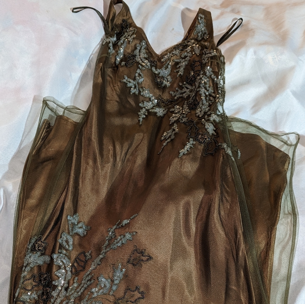 Sue Wong Nocturne bronze green mix